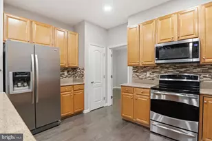 8569 Diamond Run Ct, Seven Valleys, PA 17360 - Photo 16