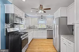 17 Charles Ave, Stewartstown, PA 17363 - Photo 14