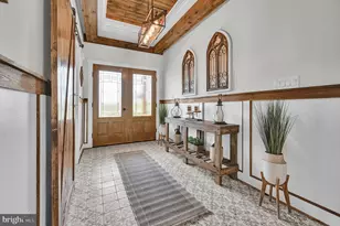 1187 Westminster Ave, Hanover, PA 17331 - Photo 2