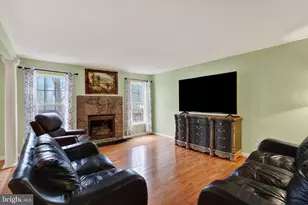 2212 W Slater Hill Ln W, York, PA 17406 - Photo 6