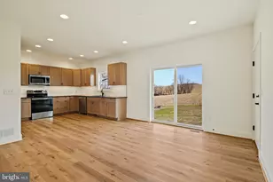 335 E Snyder Corner Rd, Red Lion, PA 17356 - Photo 6