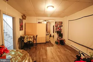 440 E Walnut St, York, PA 17403 - Photo 4