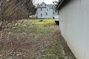 9 W Pennsylvania Ave, Stewartstown, PA 17363 - Photo 34