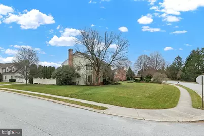 2035 Parkton Lane, York, PA 17408 - Photo 2