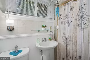 53 S Franklin St, Dallastown, PA 17313 - Photo 16