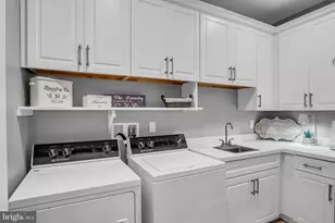 1709 Country Manor Dr, York, PA 17408 - Photo 22