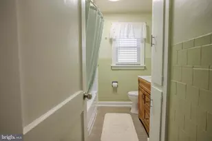 328 W Elm Ave, Hanover, PA 17331 - Photo 32