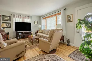 328 W Elm Ave, Hanover, PA 17331 - Photo 12