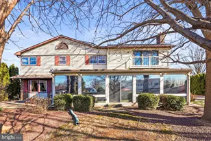 930 Hickory Hill Ln, York, PA 17402 - Photo 8