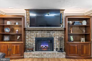 930 Hickory Hill Ln, York, PA 17402 - Photo 26