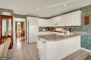 402 Hidden Valley Rd, New Cumberland, PA 17070 - Photo 16