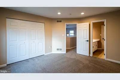 2301 E Slater Hill Lane E #48, York, PA 17406 - Photo 36