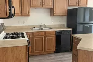 35 Locust Run Dr, York, PA 17404 - Photo 4