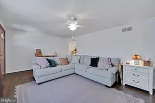 2800 Hialeah Ct, York, PA 17408 - Photo 10