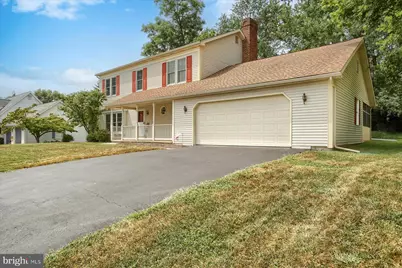 319 Hillcrest Drive, Fairview Township, PA 17070 - Photo 4