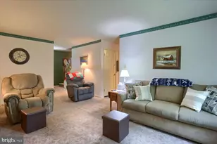 319 Hillcrest Dr, Fairview Township, PA 17070 - Photo 16