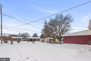 2430 Bradford Dr, York, PA 17402 - Photo 34