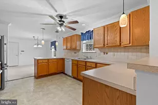 218 Equine Cove, Red Lion, PA 17356 - Photo 10