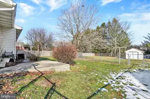 1825 Powder Mill Rd, York, PA 17402 - Photo 14