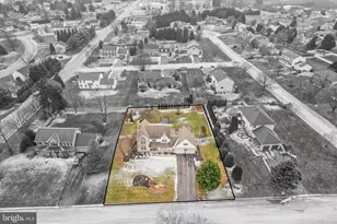 4 Holiday Dr, Shrewsbury, PA 17361 - Photo 2