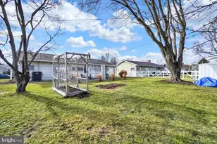 827 Fireside Rd, York, PA 17404 - Photo 18