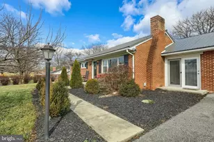 44 N Grant Rd, Thomasville, PA 17364 - Photo 4