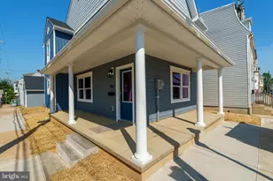 254 S Queen St, York, PA 17403 - Photo 2