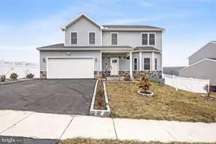 165 Champions Dr, York Haven, PA 17370 - Photo 2