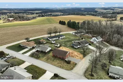 113 Brant Drive, Dallastown, PA 17313 - Photo 4