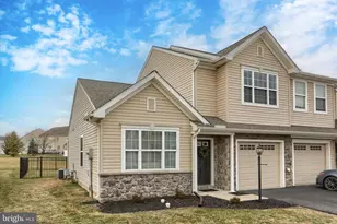 2629 Brownstone Dr, Dover, PA 17315 - Photo 4