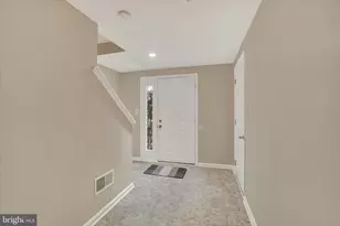 210 Fisher Dr, York, PA 17404 - Photo 4