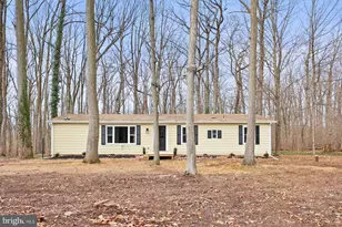 8287 Pleasant Valley Rd, Stewartstown, PA 17363 - Photo 6