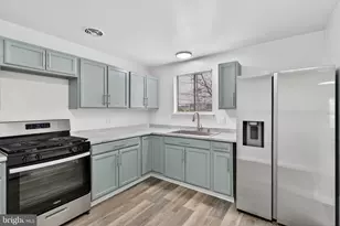 987 Marbrook Ln, York, PA 17404 - Photo 12