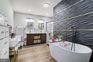 669 W Princess St, York, PA 17401 - Photo 16