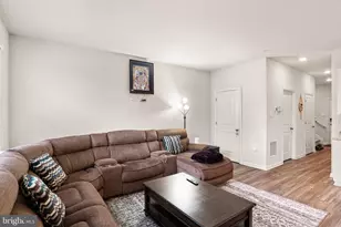 310 Maple Run Dr, York, PA 17404 - Photo 10