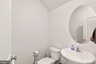 310 Maple Run Dr, York, PA 17404 - Photo 4