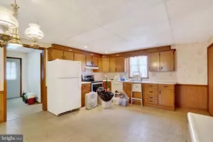 5 E Pennsylvania Ave, Stewartstown, PA 17363 - Photo 4