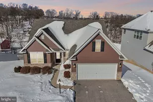 355 Azalea Dr, Windsor, PA 17366 - Photo 42