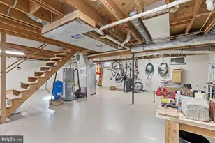 437 Valley View Dr, Hanover, PA 17331 - Photo 30