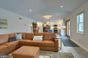 1147 Caspian Dr, York, PA 17404 - Photo 36