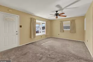 3813 Sylvan Dr, York, PA 17402 - Photo 2