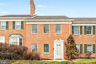 185 Wyntre Brooke Dr, York, PA 17403 - Photo 2