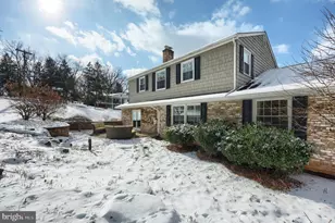 2180 Blenheim Ct, York, PA 17403 - Photo 4