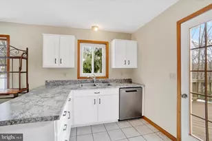 4219 Leann Dr, Glen Rock, PA 17327 - Photo 6