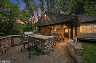 4205 Grandview Rd, Hanover, PA 17331 - Photo 2