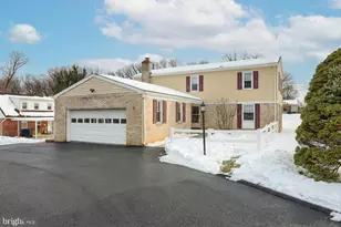 1805 N East St, York, PA 17406 - Photo 2