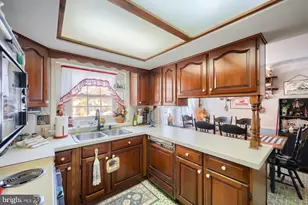 4166 Robinhood Dr, York, PA 17408 - Photo 20
