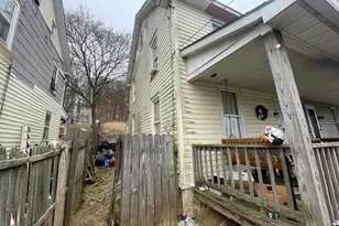 806 Chestnut St, Delta, PA 17314 - Photo 2