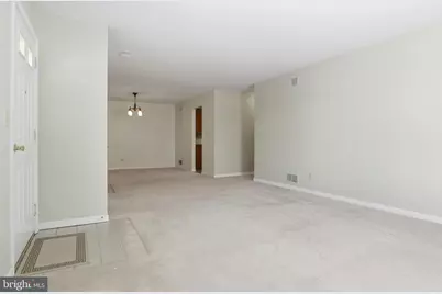 3004 Lakefield Road #3004, York, PA 17402 - Photo 6