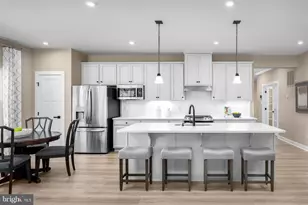 373 Kelso Dr, Fairview Township, PA 17011 - Photo 6